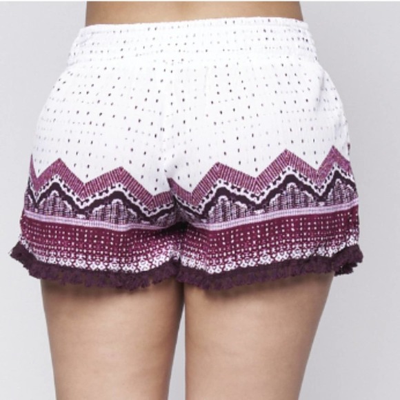 Boho White and Purple Shorts - L - Picture 2 of 6